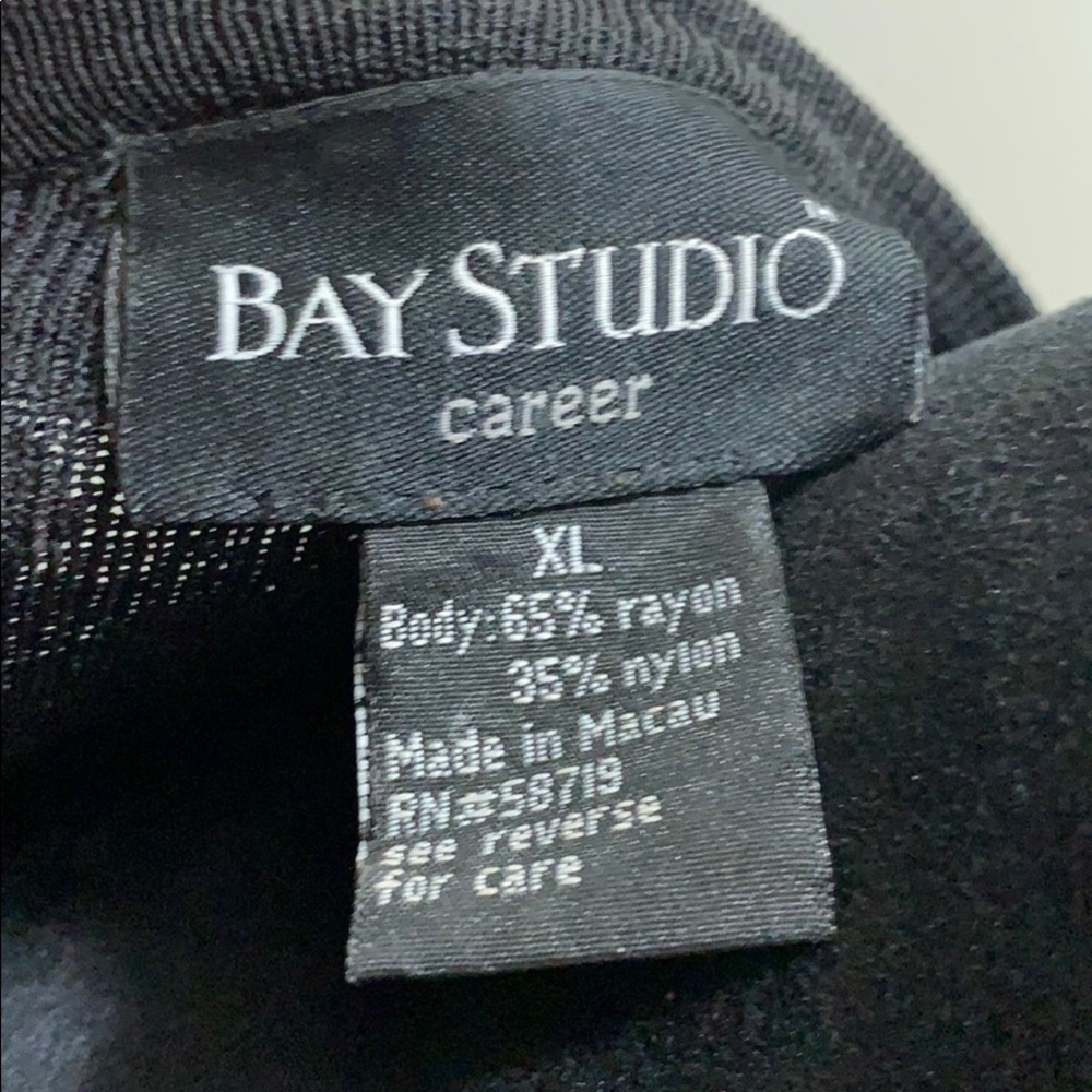 Sweater - Picture 5 of 5